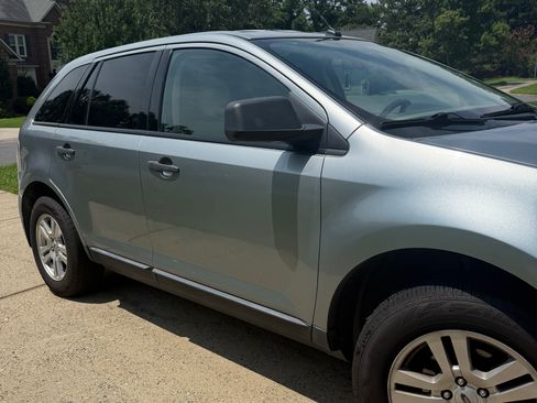 Used 2007 Ford Edge SE FWD image 11