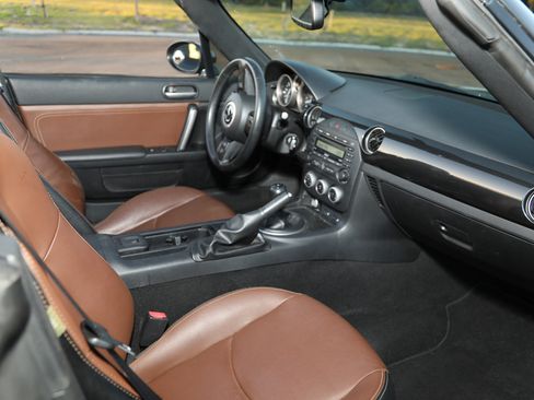 Used 2014 MAZDA MX-5 Miata Grand Touring image 20