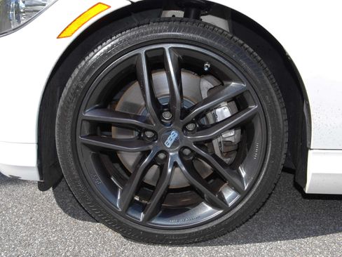 Used 2009 BMW 335i xDrive Sedan image 9