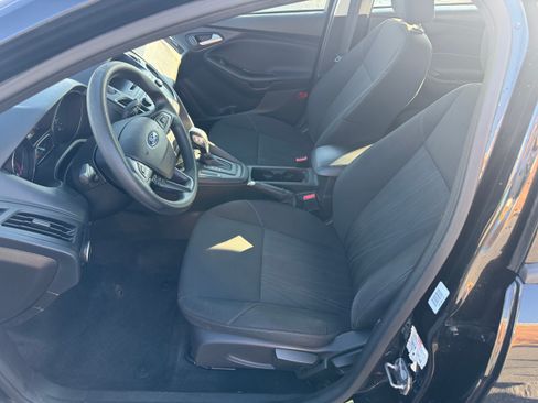 Used 2015 Ford Focus SE image 5
