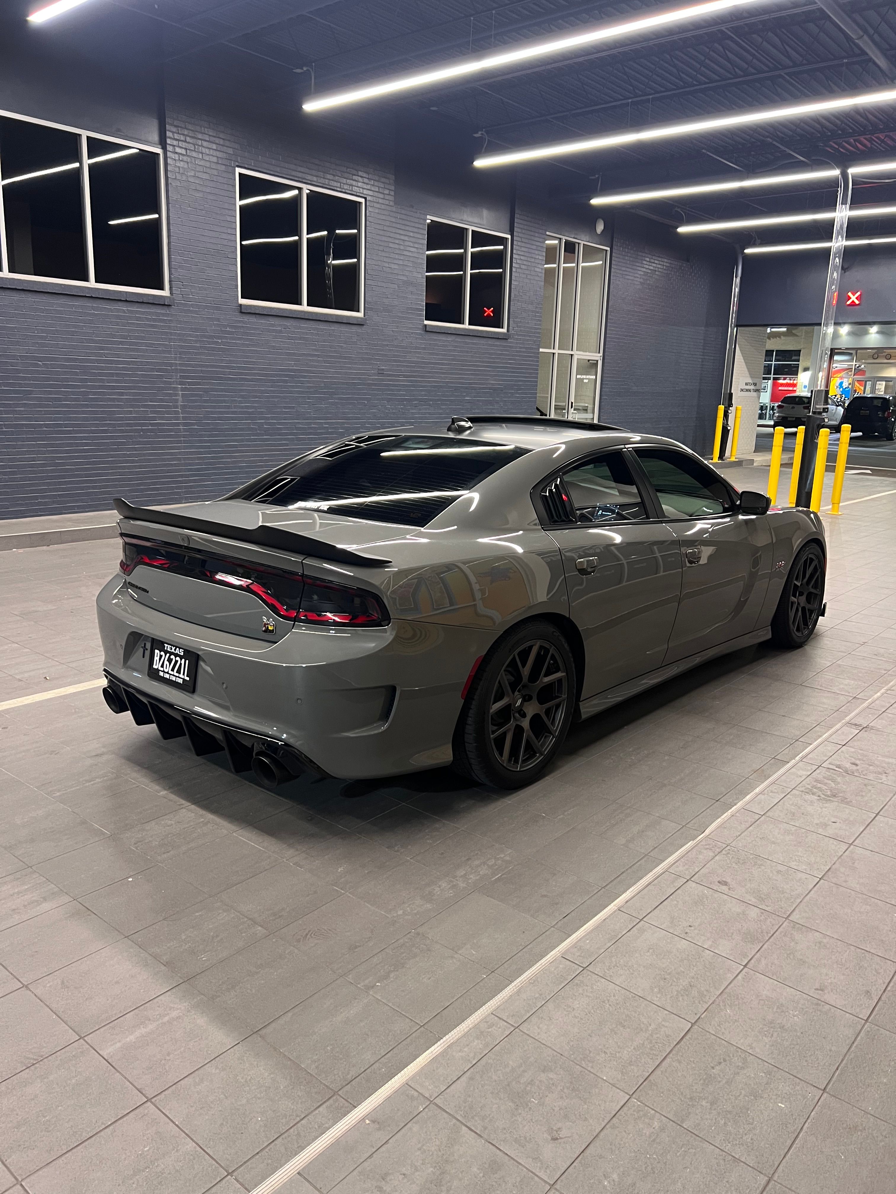 Used 2019 Dodge Charger Scat Pack w/ Plus Group RWD image 15
