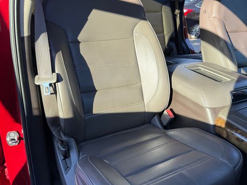 Used 2015 GMC Yukon Denali w/ Open Road Package image 12