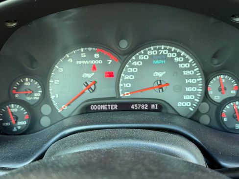 Used 2003 Chevrolet Corvette Convertible w/ Preferred Equipment Group1 image 14