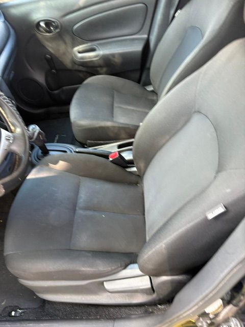 Used 2018 Nissan Versa S Plus FWD image 1