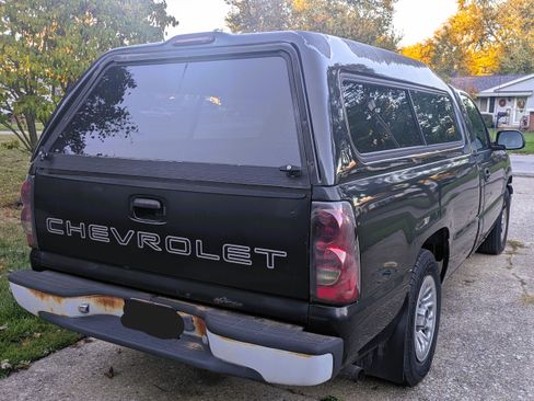 Used 2005 Chevrolet Silverado 1500 W/T image 12
