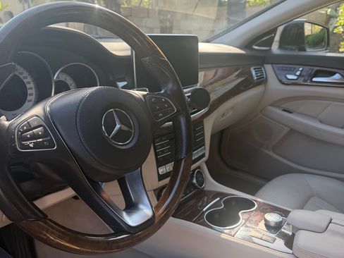 Used 2015 Mercedes-Benz CLS 400 image 11