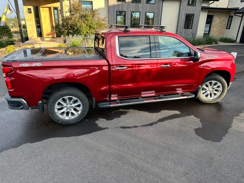 Used 2020 Chevrolet Silverado 1500 LTZ w/ LTZ Plus Package AWD/4WD image 16