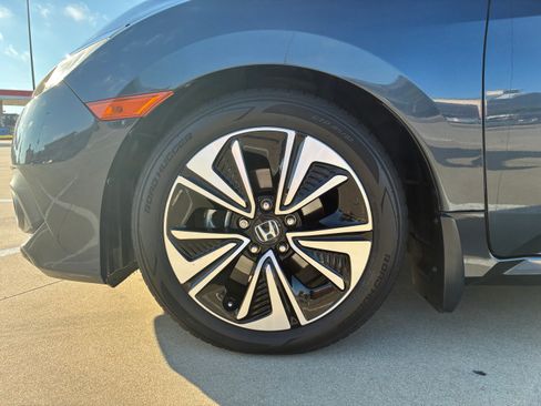 Used 2016 Honda Civic EX-L image 14