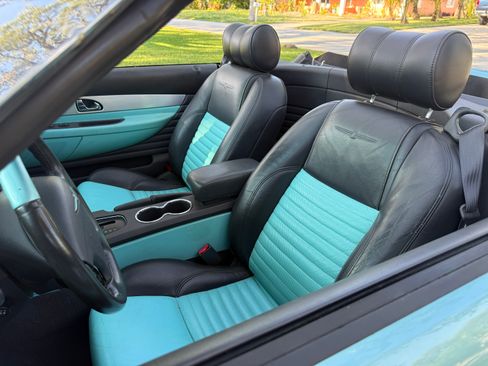 Used 2002 Ford Thunderbird image 20