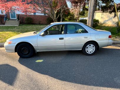Used 2001 Toyota Camry LE