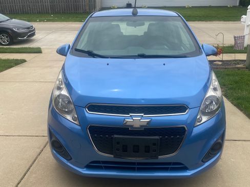 Used 2015 Chevrolet Spark LT FWD image 4