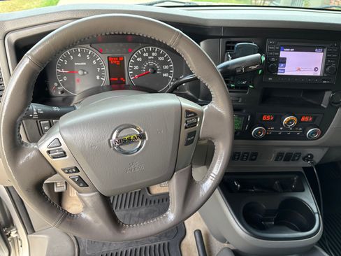 Used 2013 Nissan NV 3500 SL w/ Technology Pkg RWD image 11