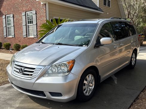 Used 2010 Honda Odyssey EX-L image 1