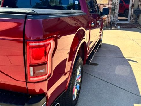 Used 2016 Ford F150 Lariat w/ Equipment Group 502A Luxury AWD/4WD image 8