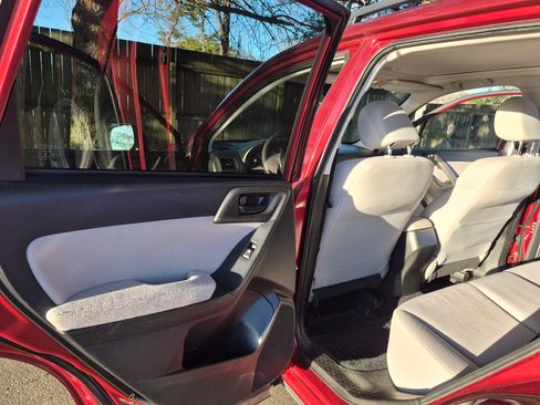 Used 2015 Subaru Forester 2.5i Premium w/ Protection Package #1 image 13