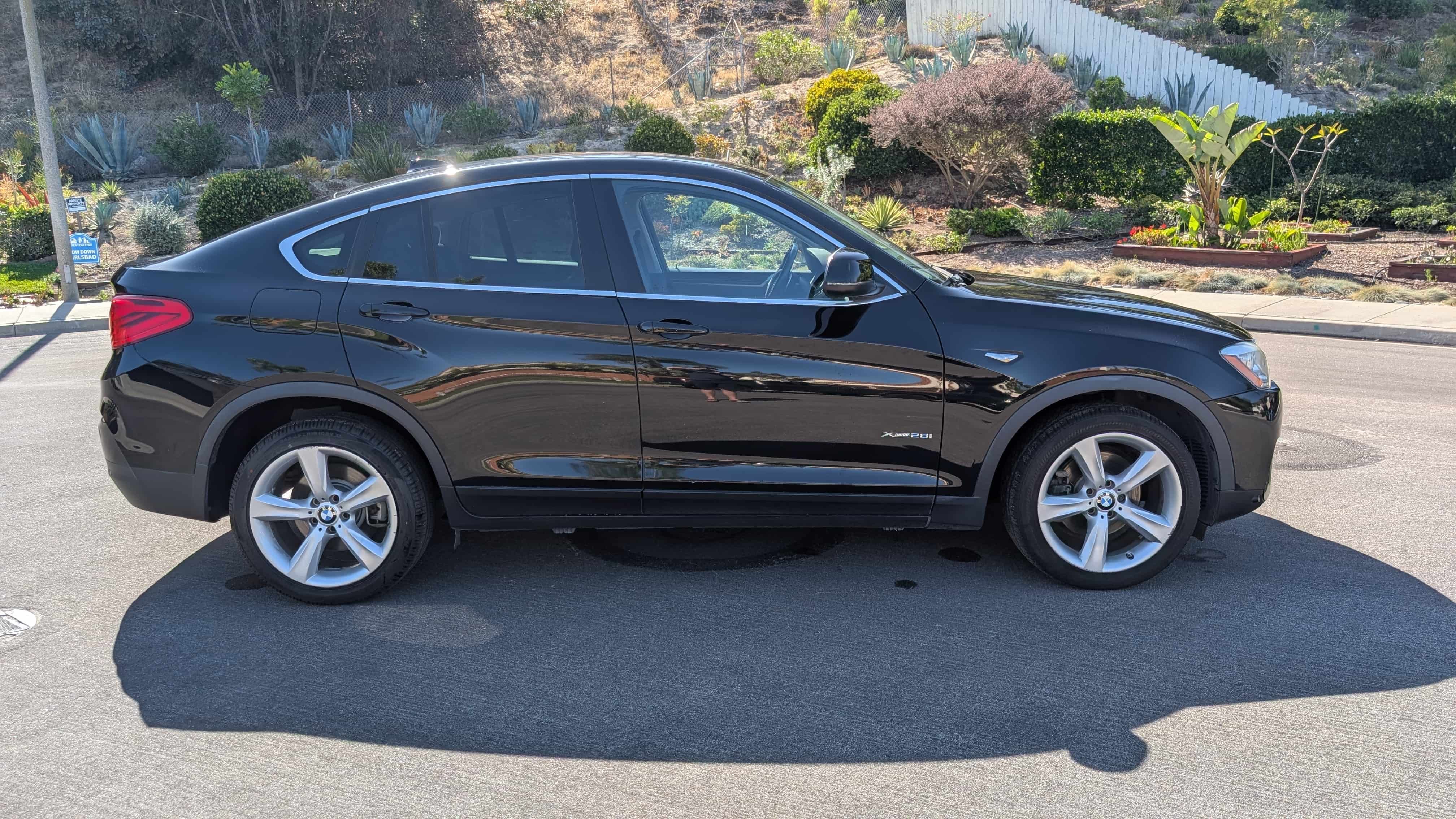 Used 2017 BMW X4 xDrive28i AWD/4WD image 6