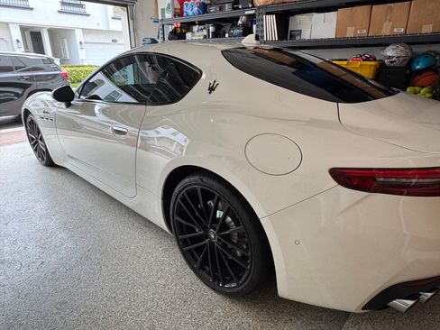 Used 2024 Maserati GranTurismo Modena image 1