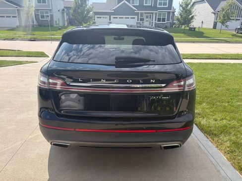 Used 2020 Lincoln Nautilus Reserve AWD/4WD image 5