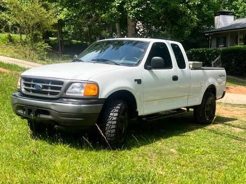 Used 2004 Ford F150 XL AWD/4WD image 13