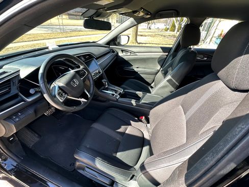 Used 2019 Honda Civic Sport image 10