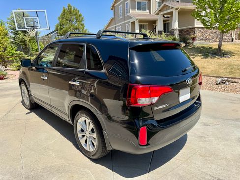 Used 2014 Kia Sorento EX w/ EX V6 Touring Package AWD/4WD image 8