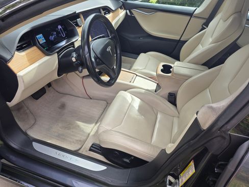 Used 2018 Tesla Model S 75D image 6