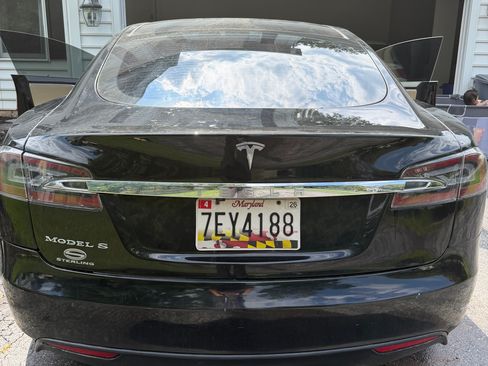 Used 2014 Tesla Model S 60 RWD image 6