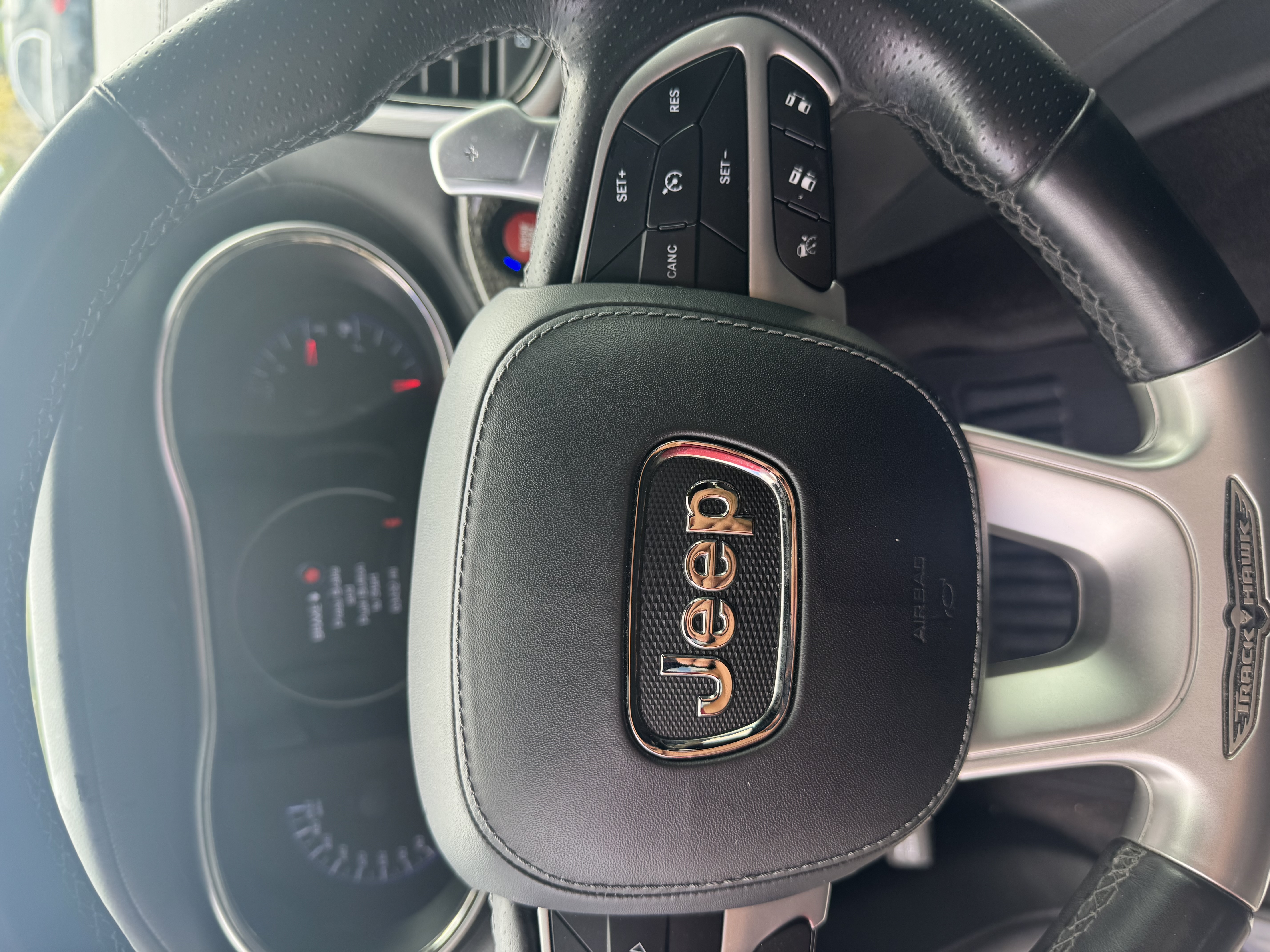 Used 2018 Jeep Grand Cherokee Trackhawk w/ Trailer Tow Group IV AWD/4WD image 10