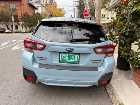 Used 2021 Subaru Crosstrek 2.5i Sport AWD/4WD image 5
