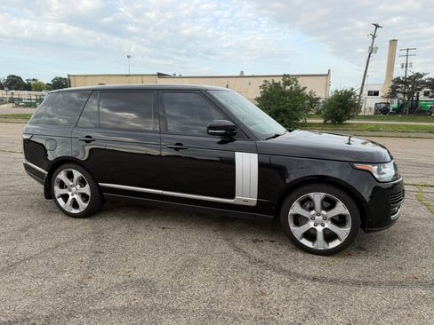 Used 2017 Land Rover Range Rover Long Wheelbase Supercharged image 8