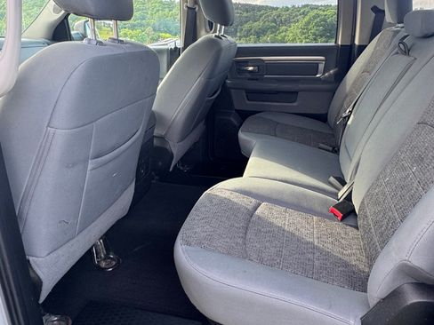 Used 2018 RAM 1500 Big Horn AWD/4WD image 11