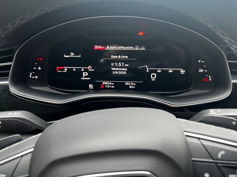 Used 2021 Audi Q8 Premium Plus w/ Premium Plus Package AWD/4WD image 14