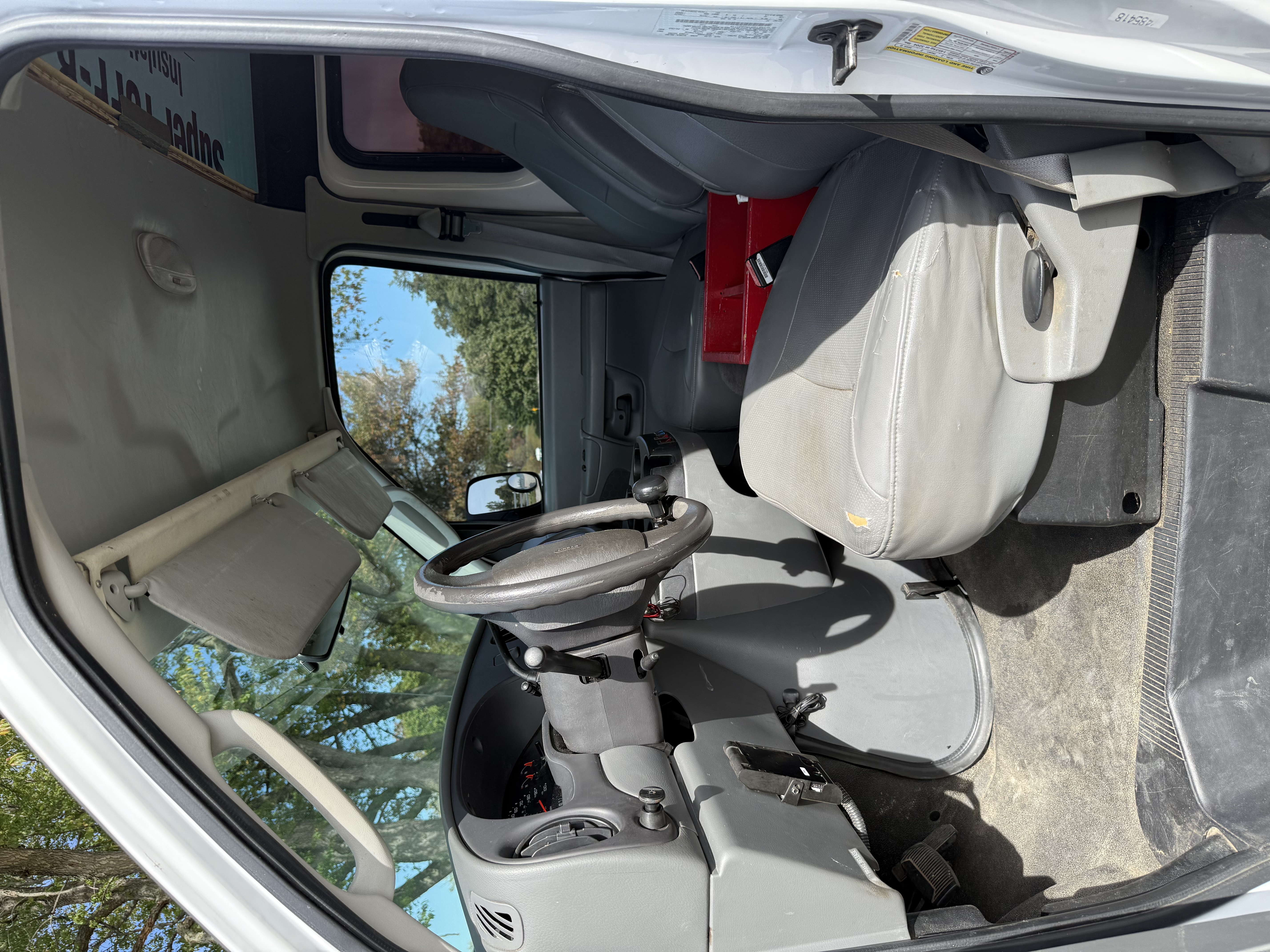 Used 2007 Ford E-150 and Econoline 150 RWD image 11