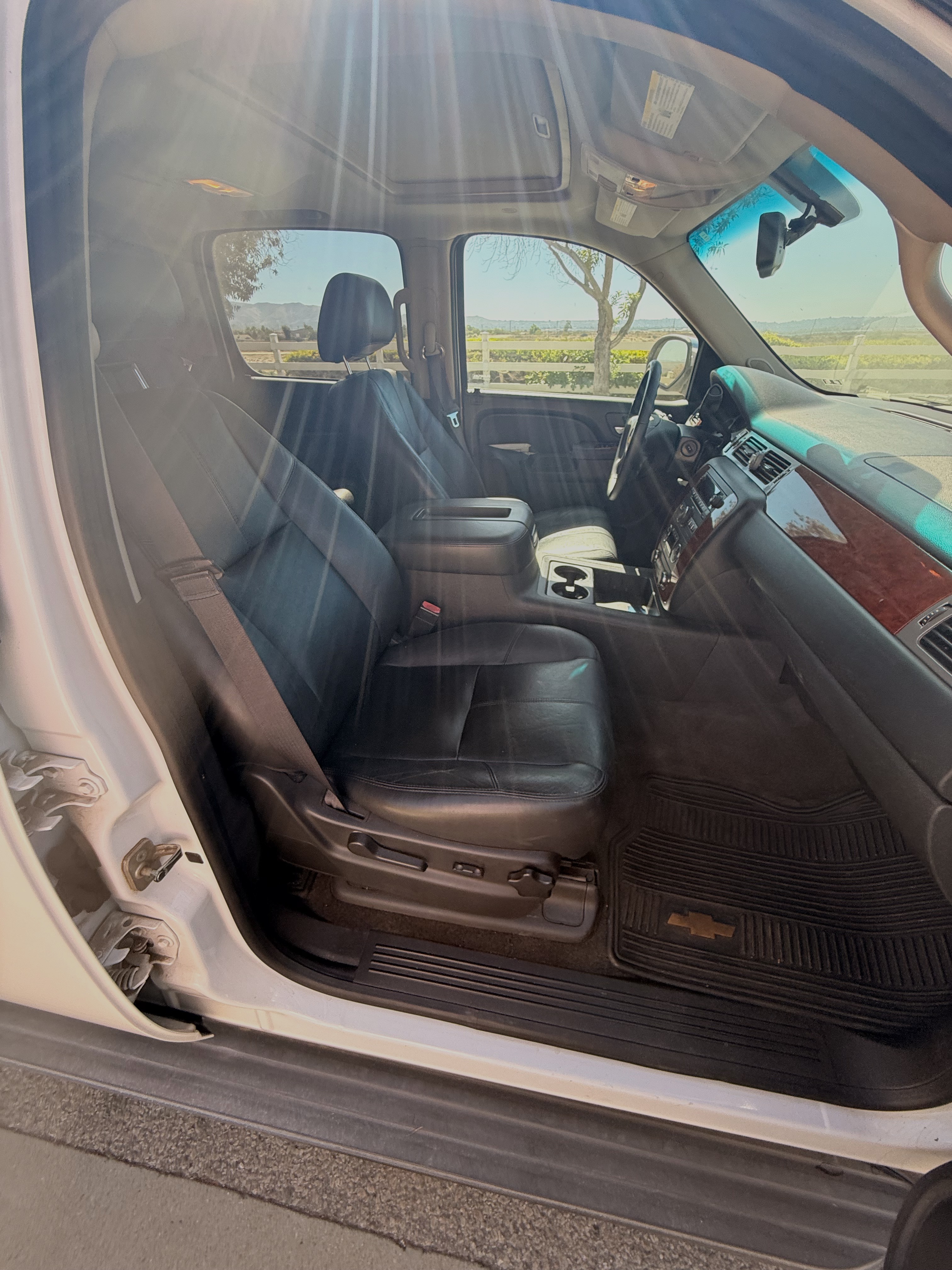 Used 2013 Chevrolet Suburban LT w/ All-Star Edition RWD image 11
