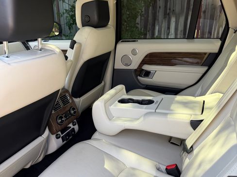 Used 2019 Land Rover Range Rover AWD/4WD image 12
