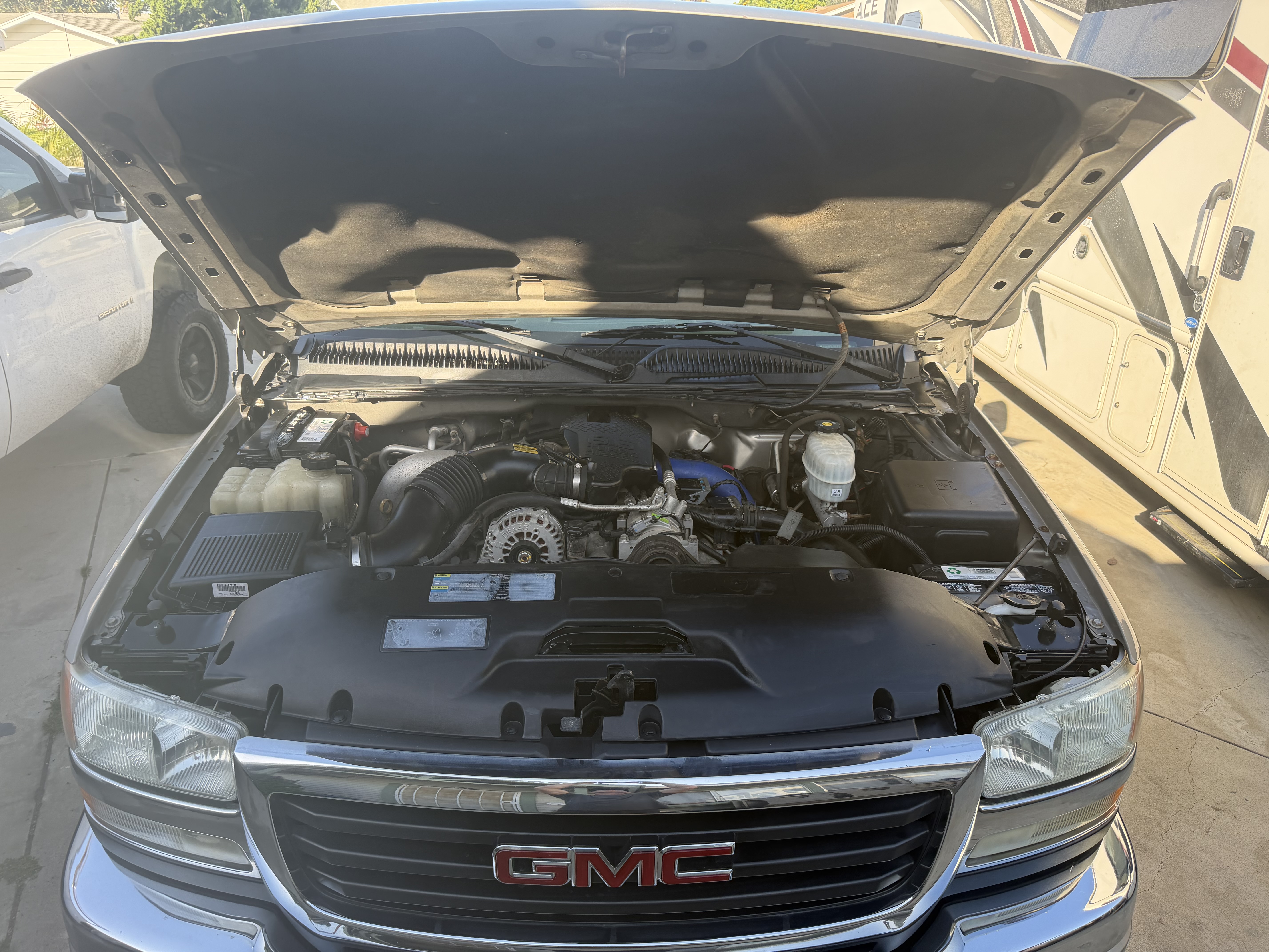 Used 2003 GMC Sierra 2500 SLT w/ SLT Preferred Equipment Group RWD image 5