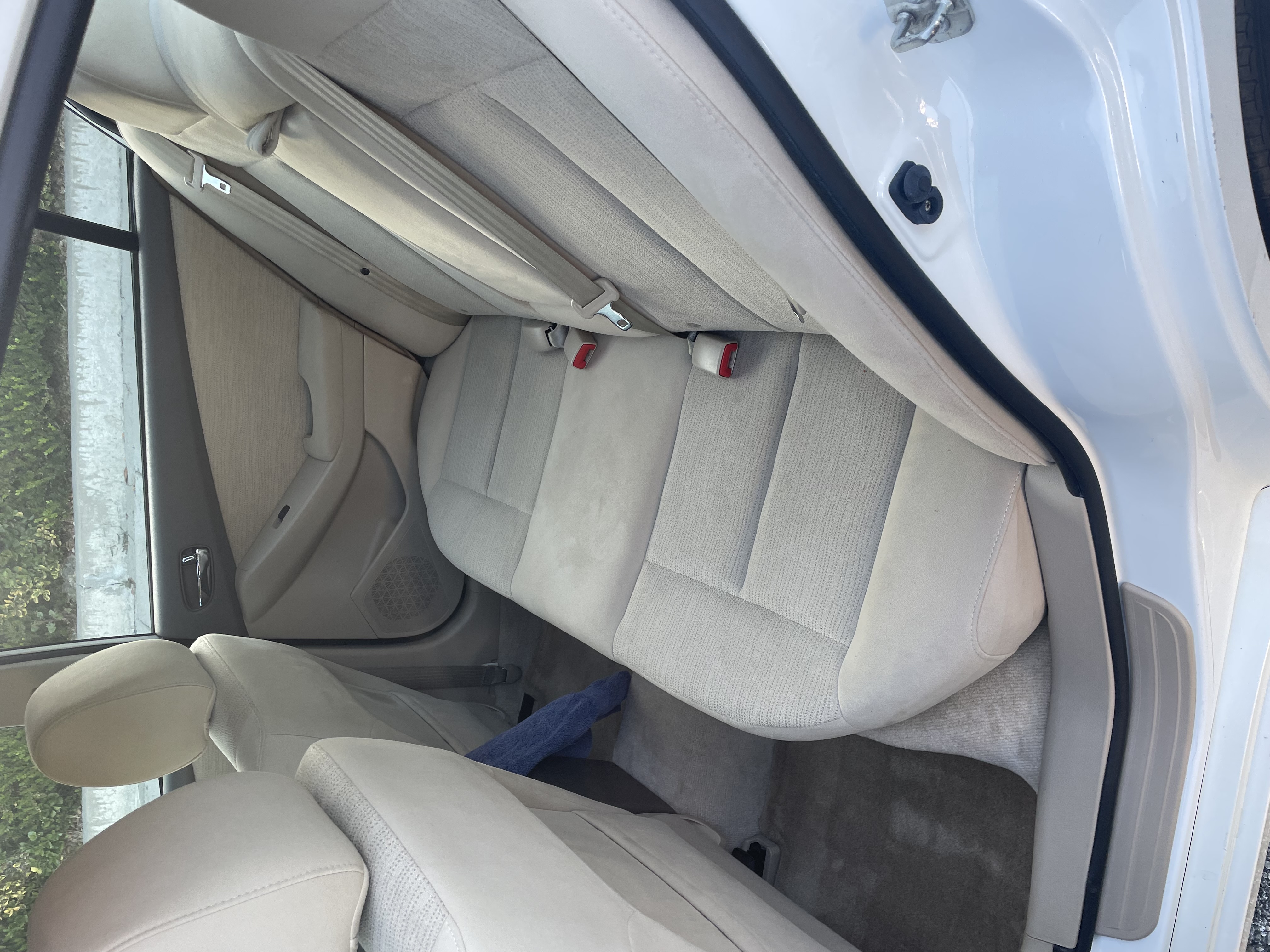 Used 2012 Nissan Altima 2.5 S FWD image 9