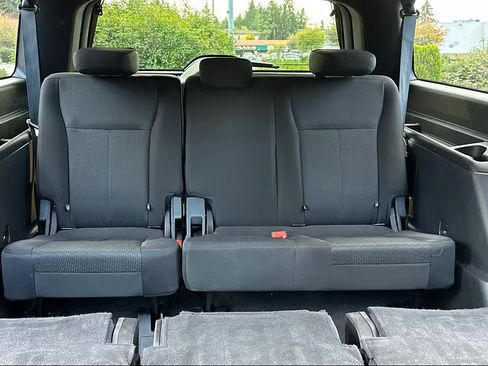 Used 2020 Ford Expedition Max XLT image 15