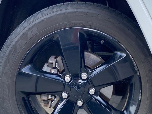 Used 2015 Jeep Grand Cherokee Altitude image 12