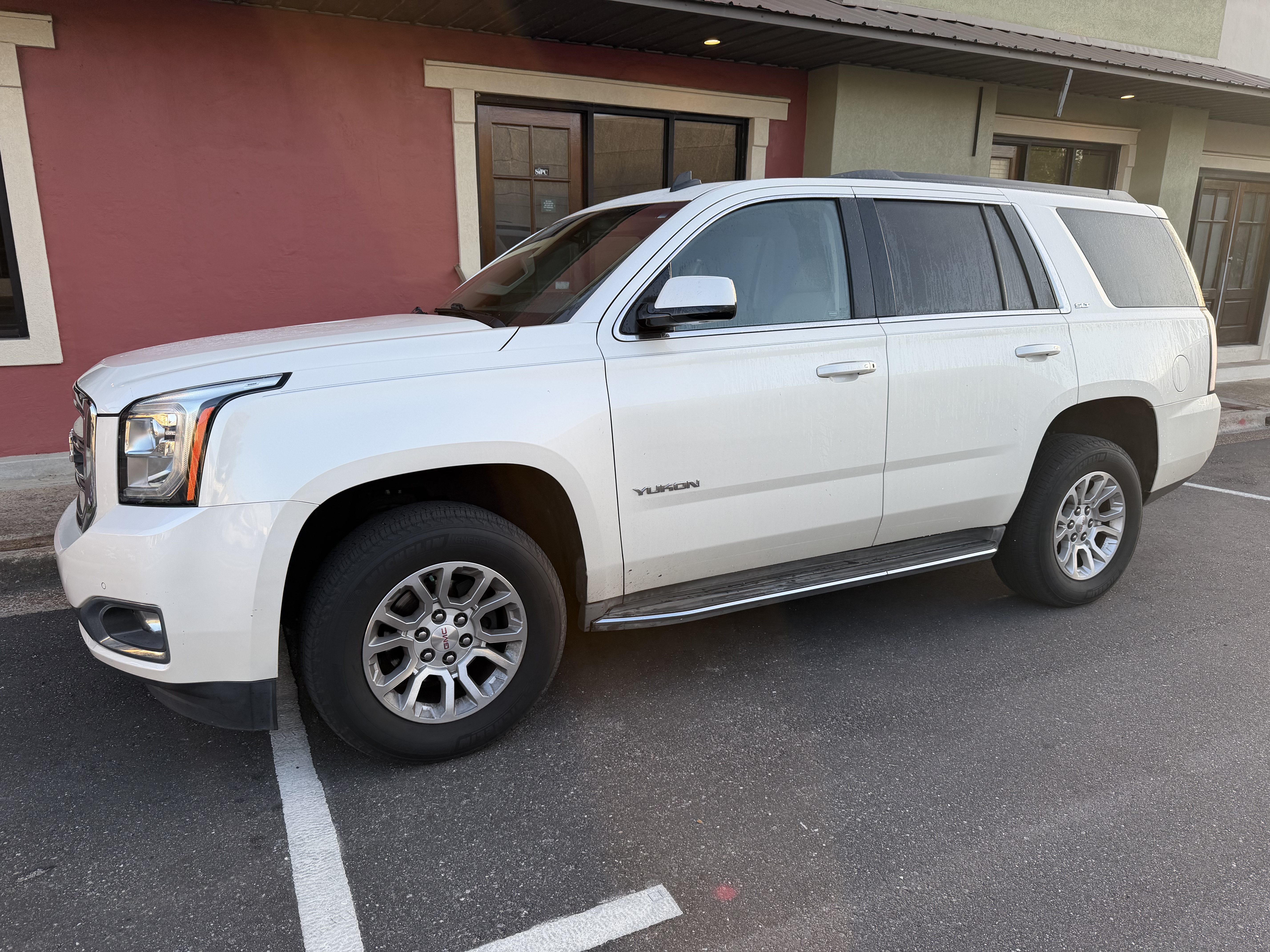 Used 2015 GMC Yukon SLT w/ Open Road Package RWD image 4