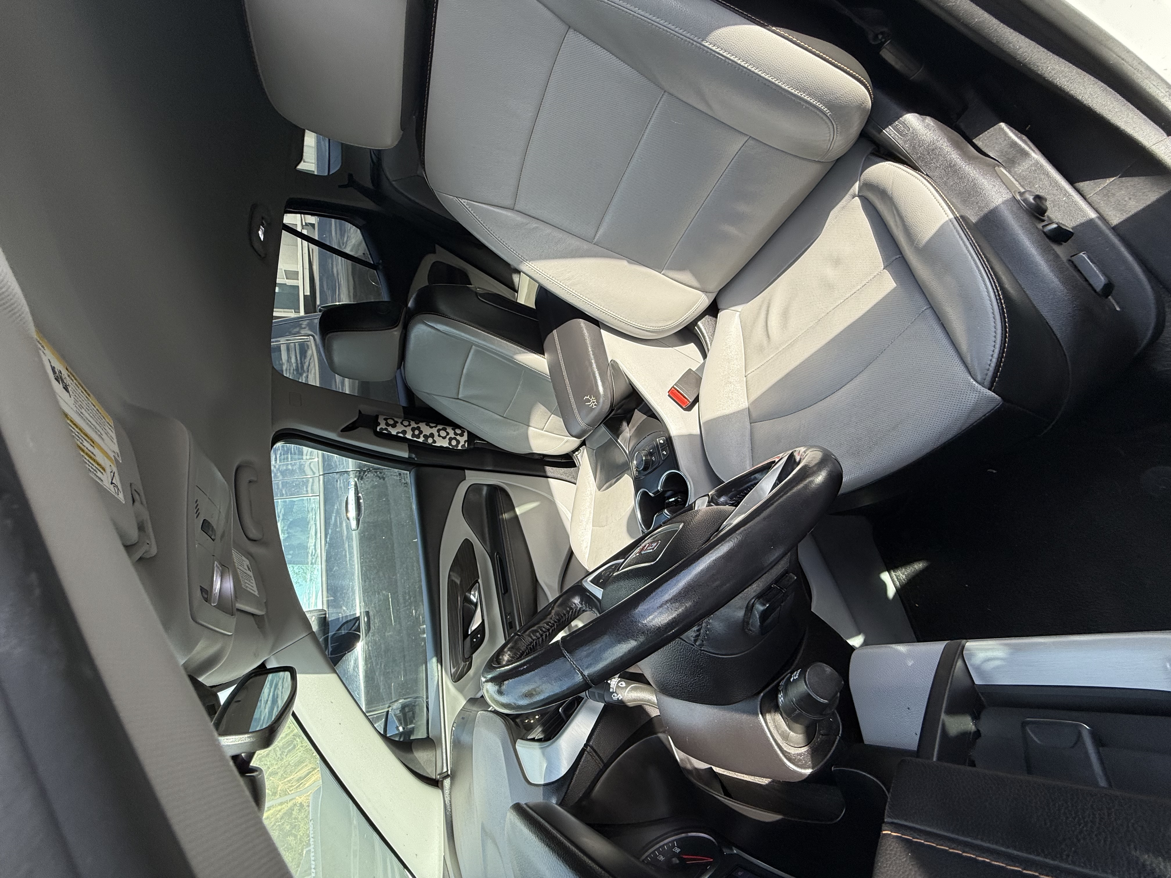 Used 2019 GMC Terrain SLT w/ Preferred Package FWD image 5