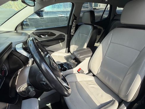 Used 2019 GMC Terrain SLT w/ Preferred Package FWD image 5