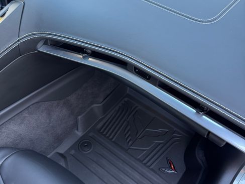 Used 2023 Chevrolet Corvette Stingray Premium Cpe w/ Z51 Performance Package image 14