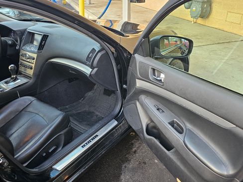 Used 2012 INFINITI G37 x Sedan w/ Premium Pkg image 14