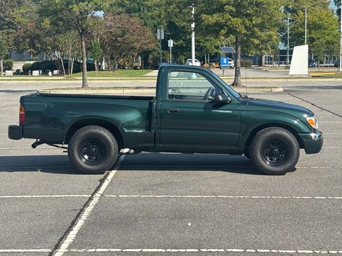 Used 2000 Toyota Tacoma 2WD Regular Cab image 4
