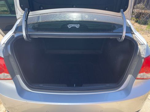 Used 2011 Chevrolet Cruze LTZ w/ RS Package image 6