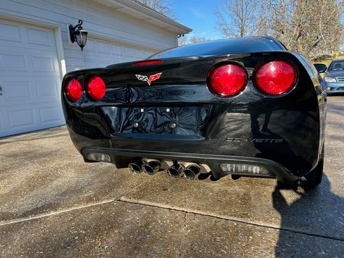 Used 2007 Chevrolet Corvette Coupe w/ Preferred Equipment Group image 26