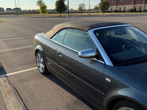 Used 2004 Audi S4 Quattro Cabriolet 2D image 10