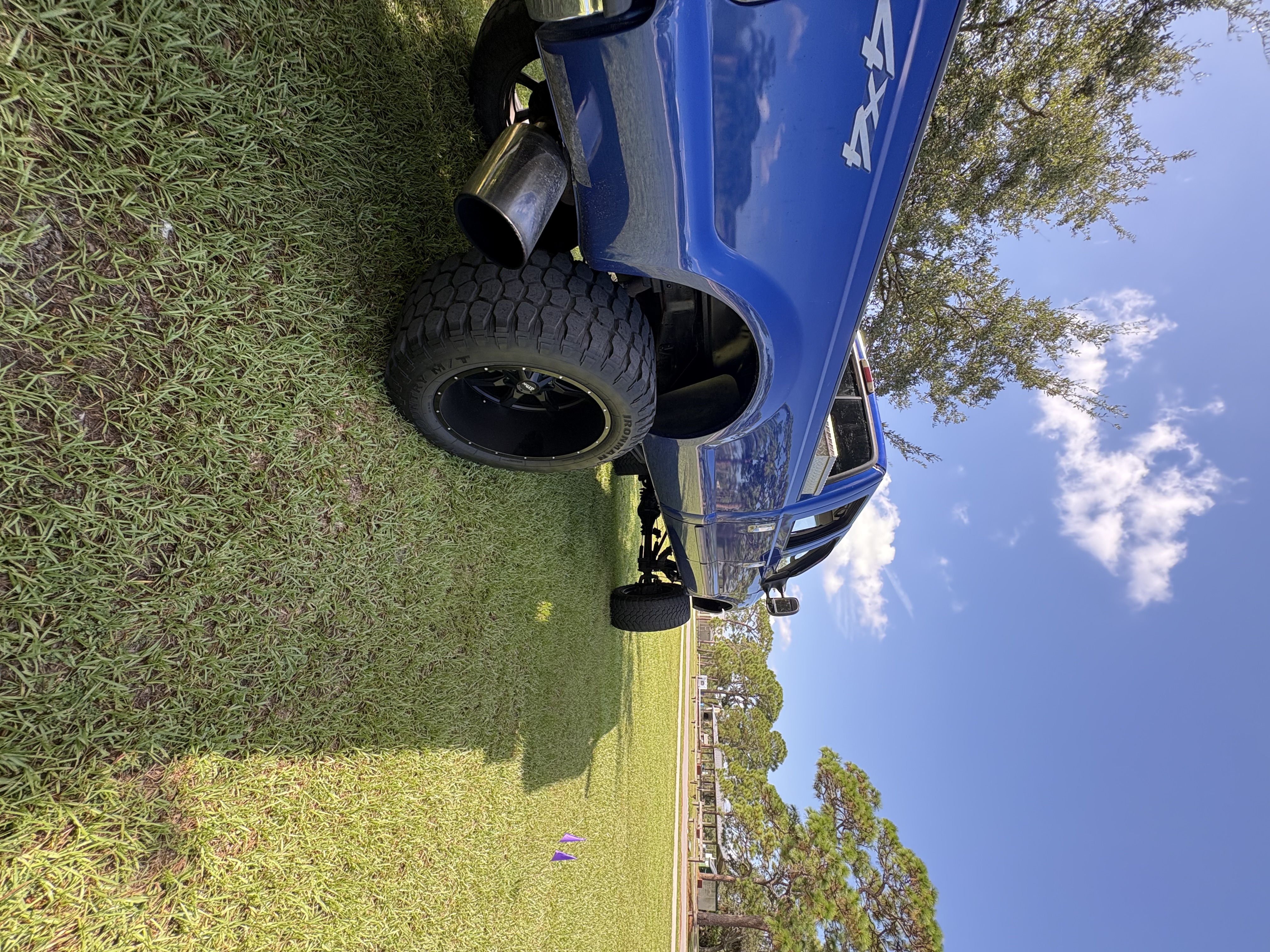 Used 2003 Ford F350 XLT AWD/4WD image 6