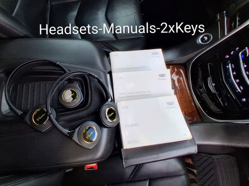 Used 2018 Cadillac Escalade Premium Luxury image 22